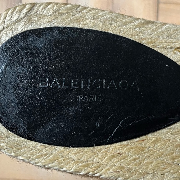 Balenciaga Flat Leather Raffia Platform Sandals - Picture 7 of 11